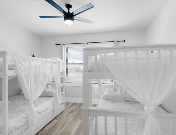 985f9393-2a04-42bf-8cfe-9d7d456381d9